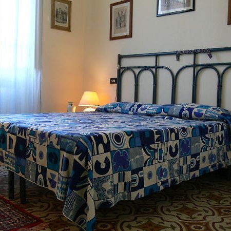 George King Bed & Breakfast Cagliari Rom bilde
